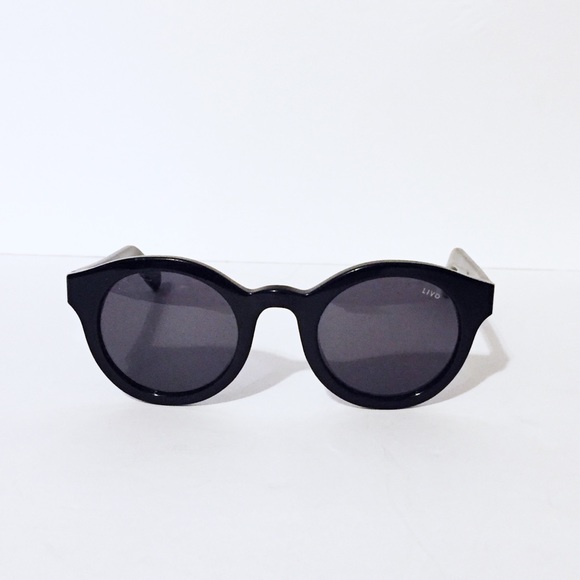 Stylish Livo Louis black frame sunglasses - Picture 2 of 7